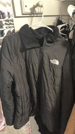 Black north face jacket