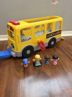Fisher-Price Little People Big Yellow School Bus
