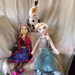 Ana Elsa And Olaf Plushies In Good Conditions $10 Each