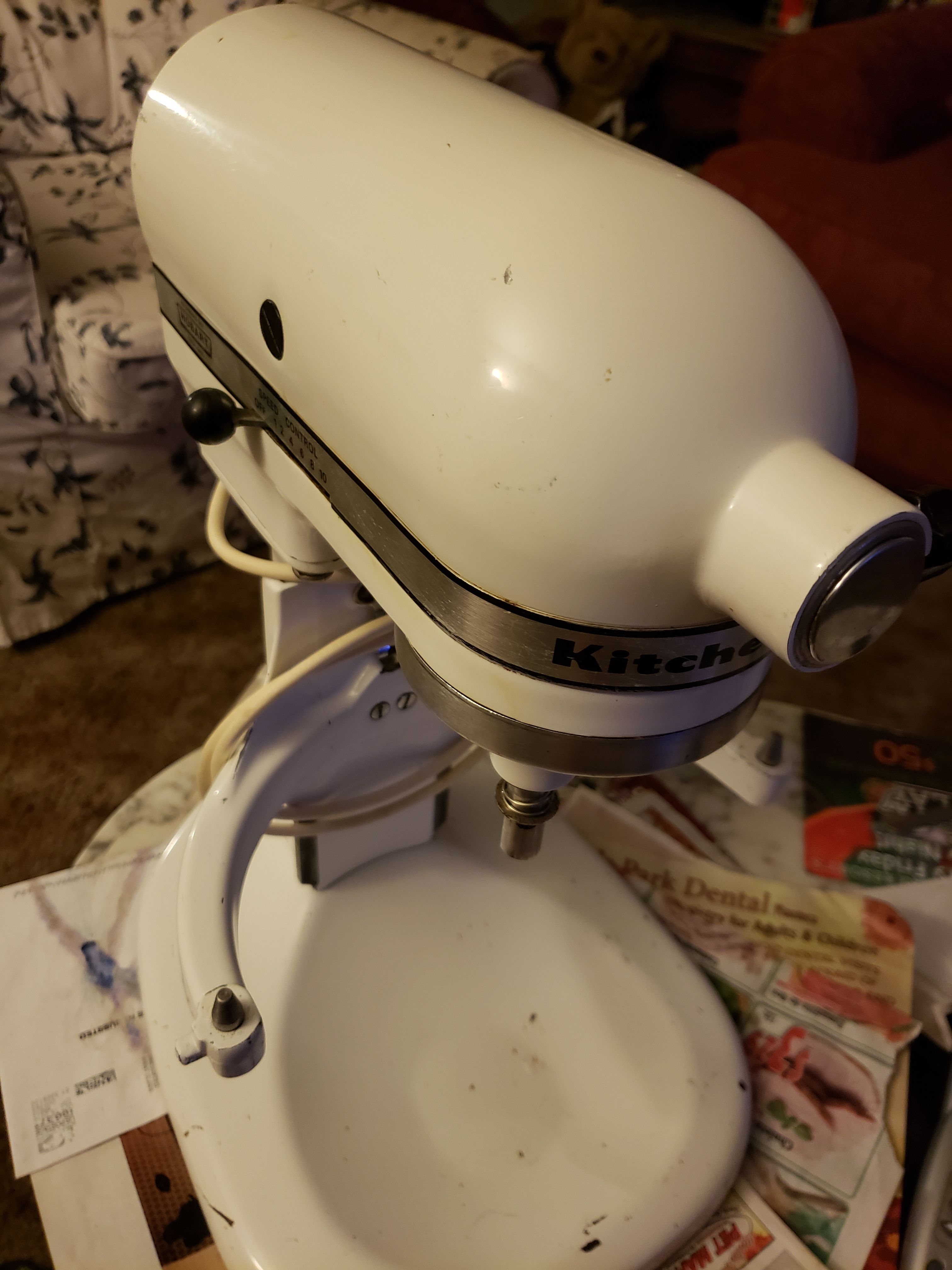 Kitchenaid mixer blender by Hobart.. K5A Works great! kitchen aid for