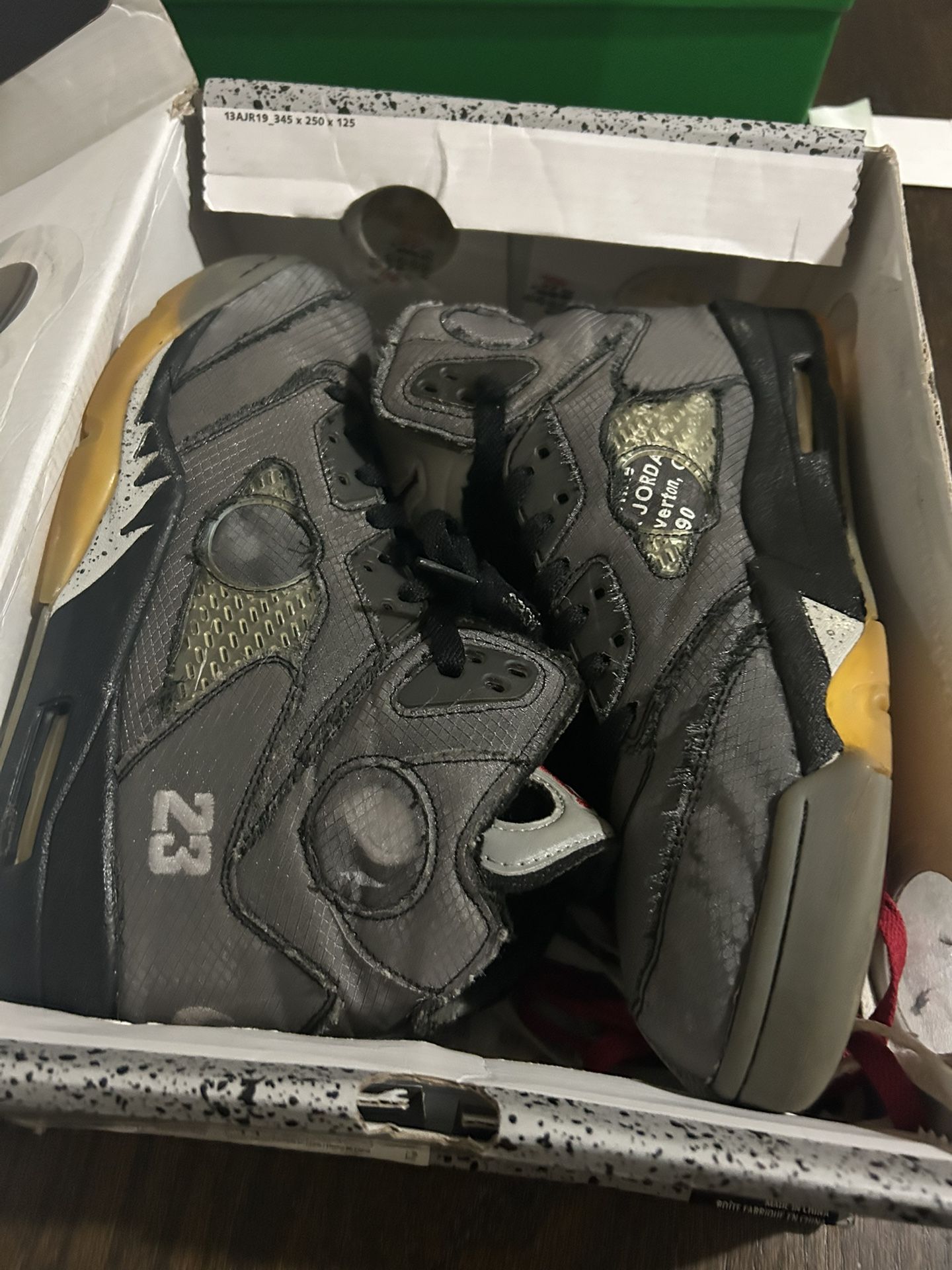 Muslim Off White 5s