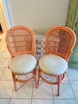 Charming Accent Chairs