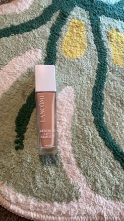 Lancôme renergie lift sunscreen foundation spf 27