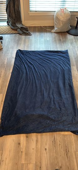 Navy Blue Weighted Blanket
