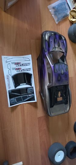 4x4 traxxas ruslter custom painted body brand new