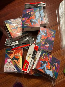 7 phantasmal flames mini portfolio binders