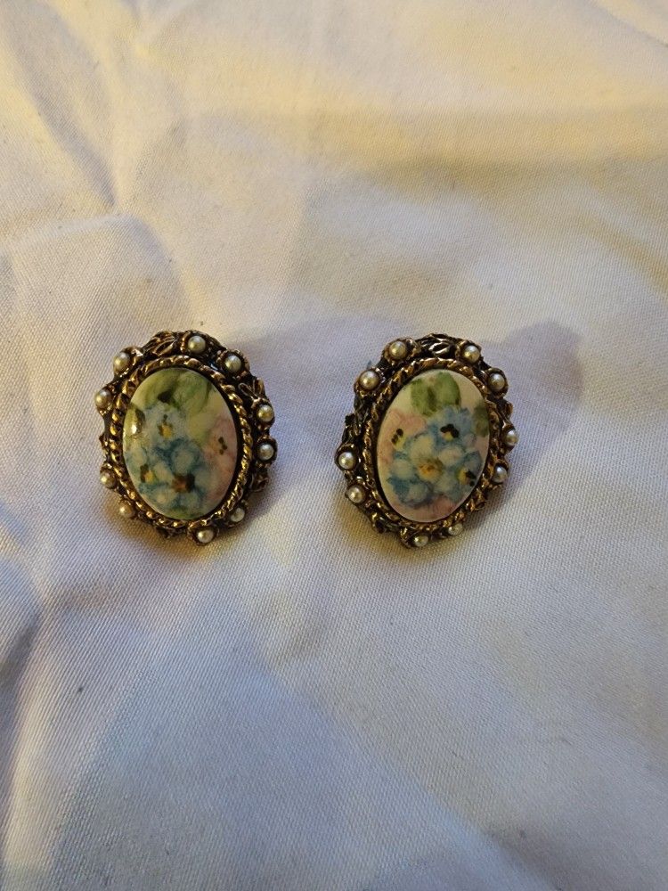 Vintage Earings for Sale in San Diego, CA OfferUp