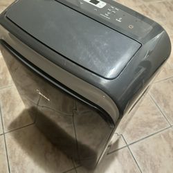 Portable air conditioner