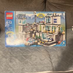 Legos Police Headquarters 