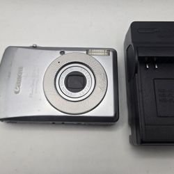 Canon Digital Camera W/charger, Battery And SD Card 