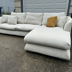 Great Condition Sectional Sofa! Delivery Available🚚