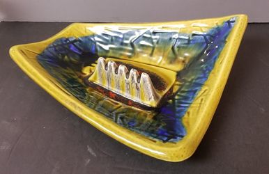 Vintage MCM California USA pottery ashtray