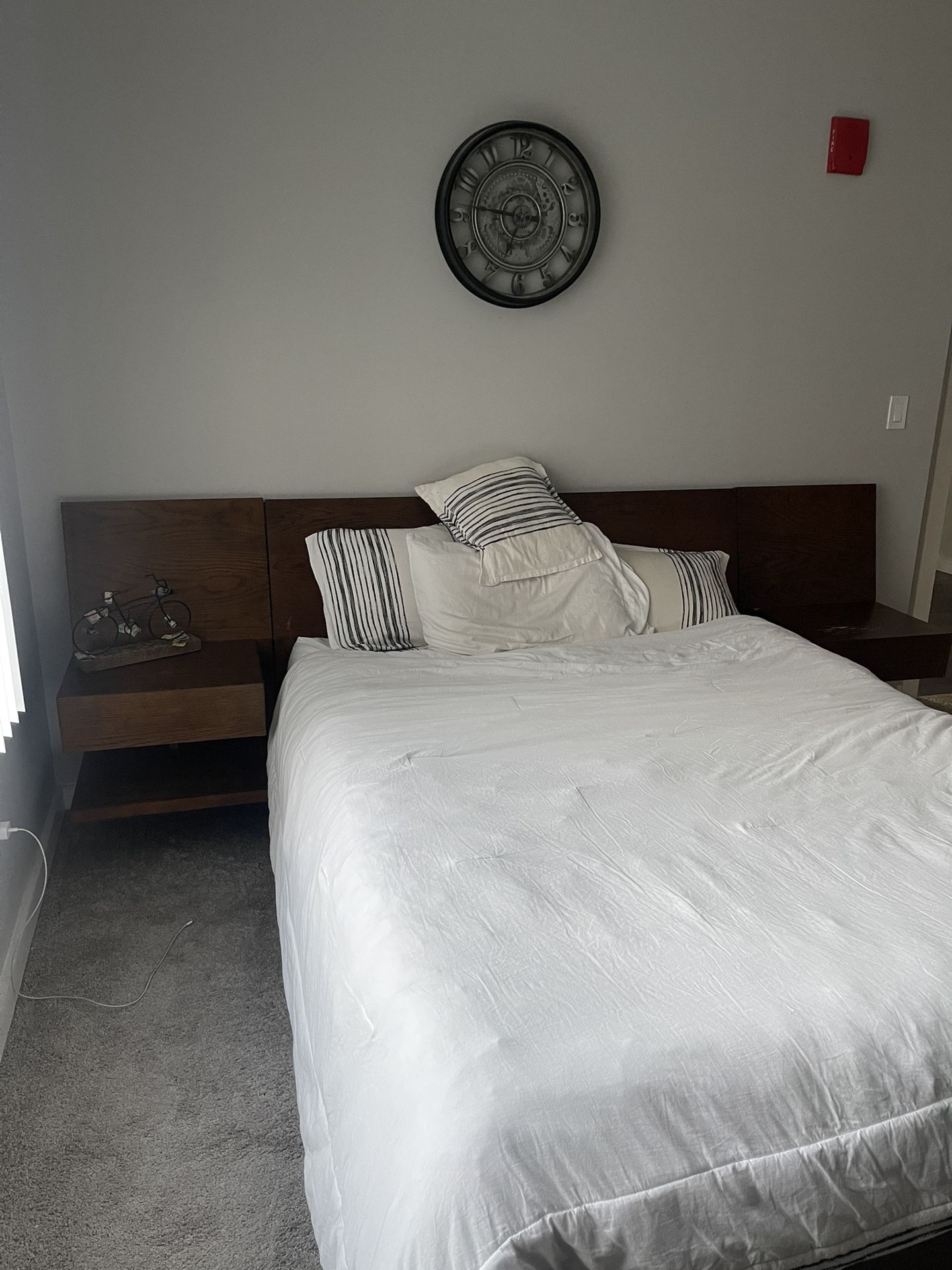 Bed Queen