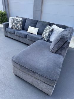 Gorgeous gray Ashley’s sectional couch !!