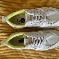 Vans UltraRange 7.5 Mens/9 Womens