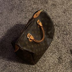 Authentic Louis Vuitton Speedy 30 Excellent Condition 