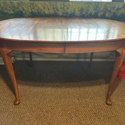 Vintages Oval Dining Table w/ Chairs - Solid Cherry Dining Set