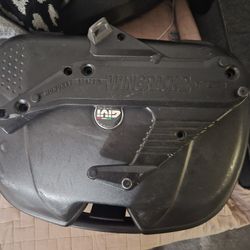 Givi Honda vfr(contact info removed)-2000 monokey luggage case. Comes with key and frame connector.