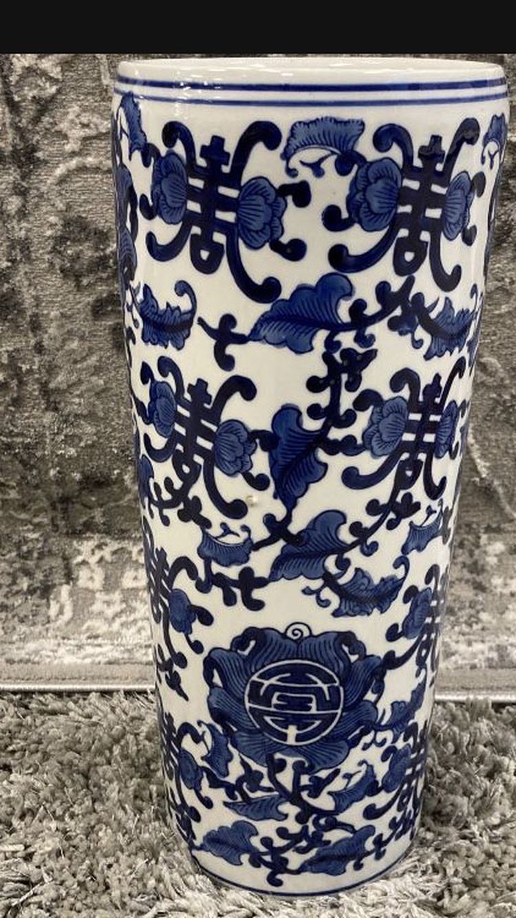 18” Asian Chinese Chinoiserie Blue & White Stick Floor Vase / Umbrella Stand 