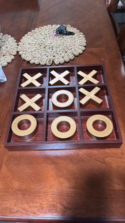 Wood tic tac toe game