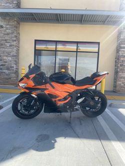 Kawasaki zx6r