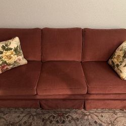 couch 200 obo