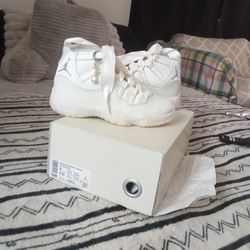 Women's Air Jordan 11 Retro 