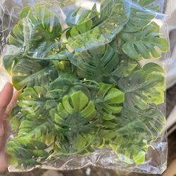 Plastic Decorative Tropical Leaves Jungle Wild One Theme Party Garland