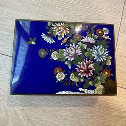 A Japanese  enamel cloisonne jewelry silvered copper box