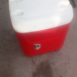 Igloo Cooler 
