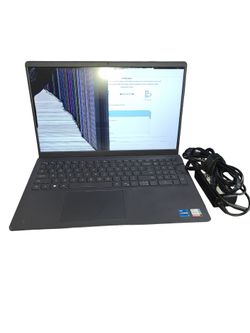 Dell i7 parts laptop with charger!