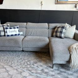 Sectional Recliner  Couch 