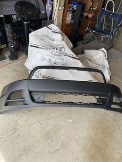 Mustang Bumper New .
