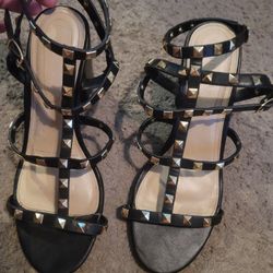 Fashion Nova Heeled Sandals