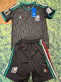 Youth Size 20,22,24Mexico National Team Soccer Jersey and Shorts Set