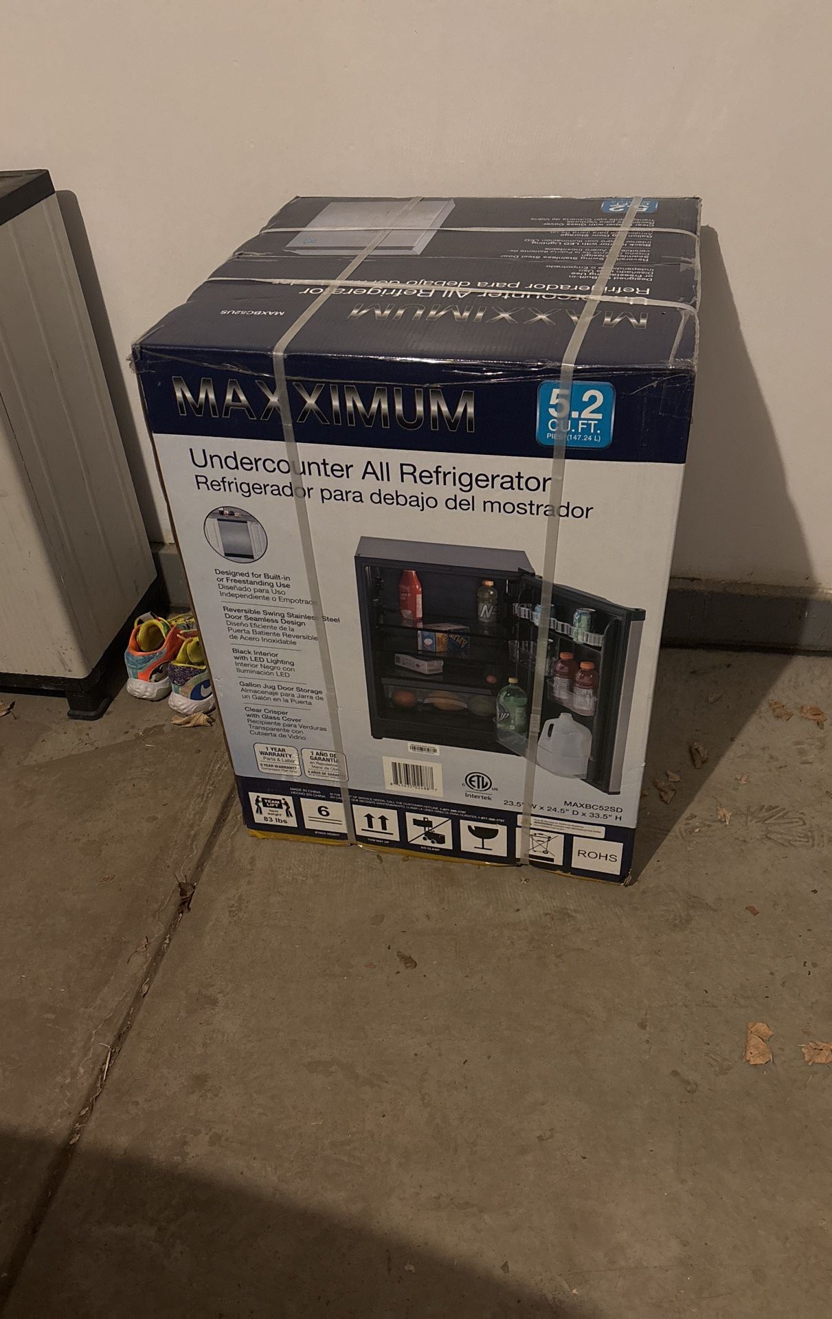 Maxximum 5.2 Cu Ft Under Counter Refrigerator