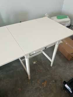 Table and 2 Chairs