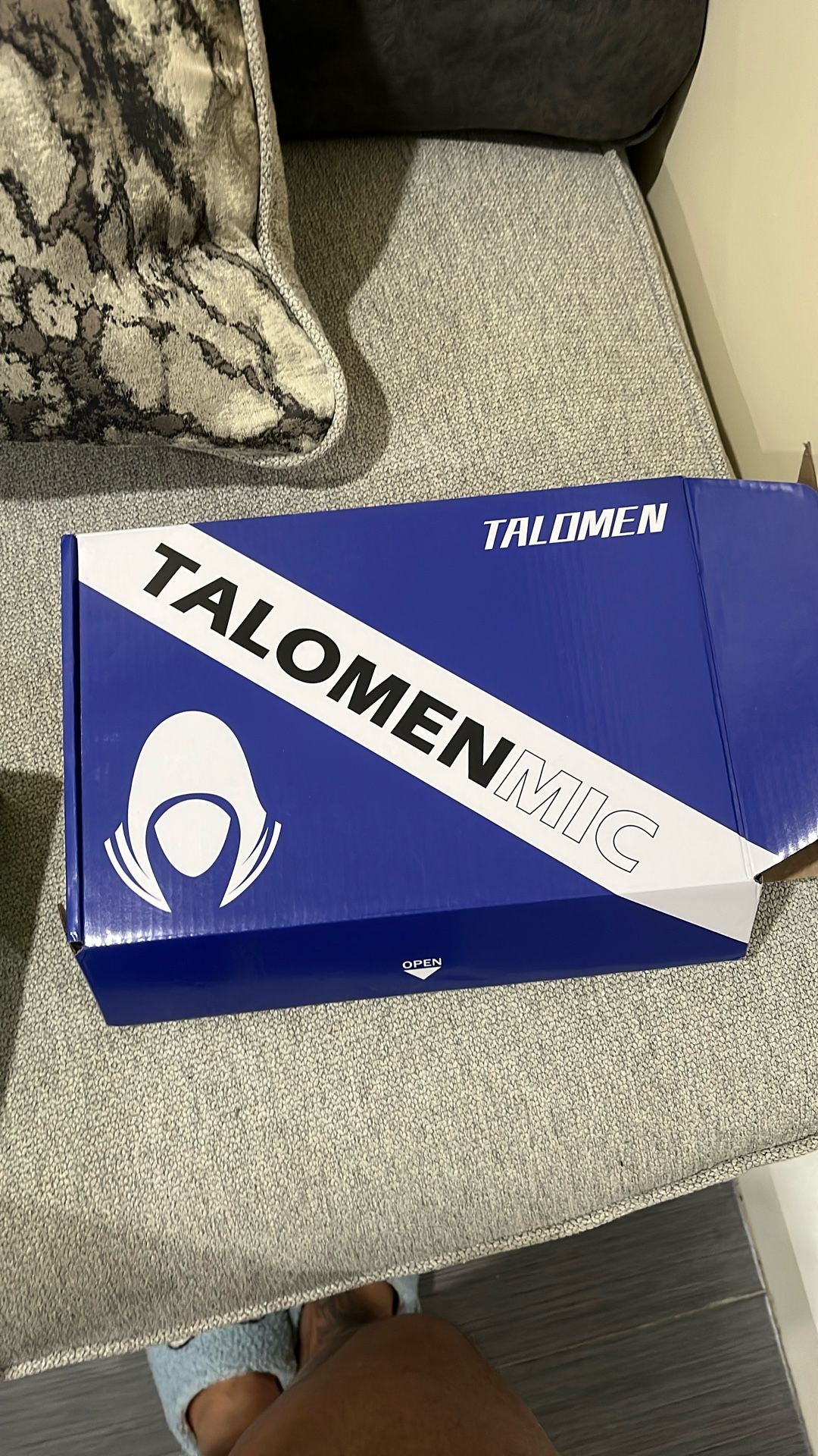 brand new microphone