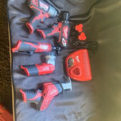 Milwaukee Bundle 