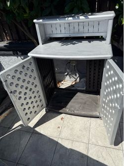 Cabinet out doors