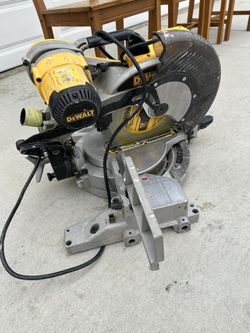 Dewalt Saw 