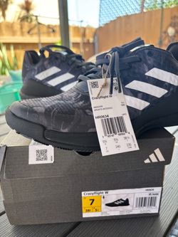 Volleyball Shoes
