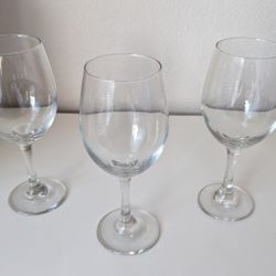 Wine Glass Set