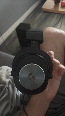 Logitech pro wired headset