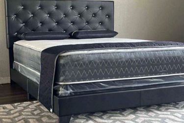 NEW IN BOX BlackLeather Bed Frame Full & Queen Size with rhinestones