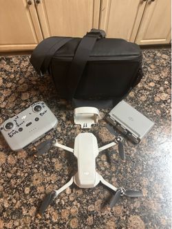 DJI Mini 3 Fly More Combo – 3 Batteries – Excellent Condition – $400
