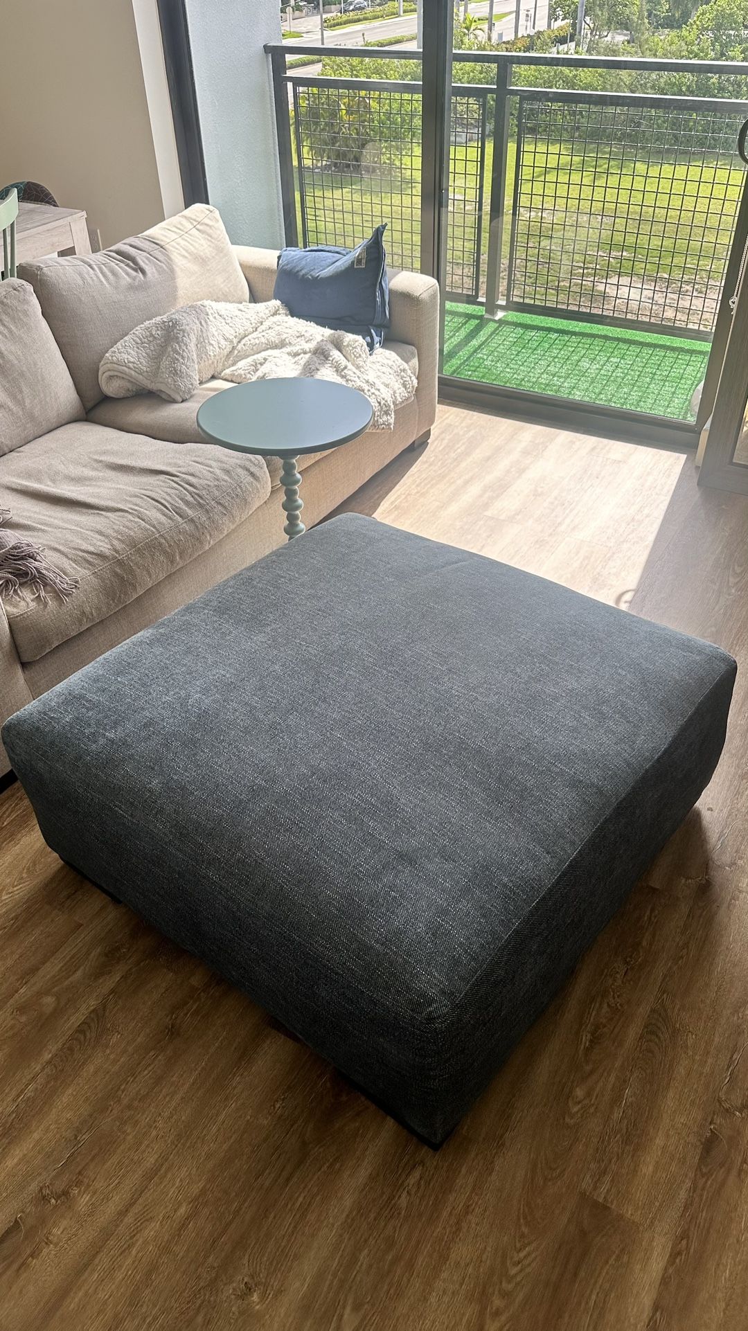 Big Ottoman