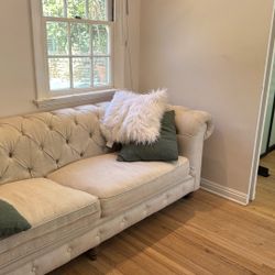 Sofa Restoration Hardware 
