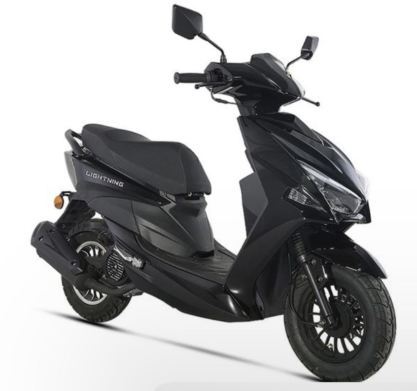 Best Quality . Italian Engineering . Znen Lightning Scooter 150cc