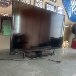 37 Inch Flat Screen HD Tv